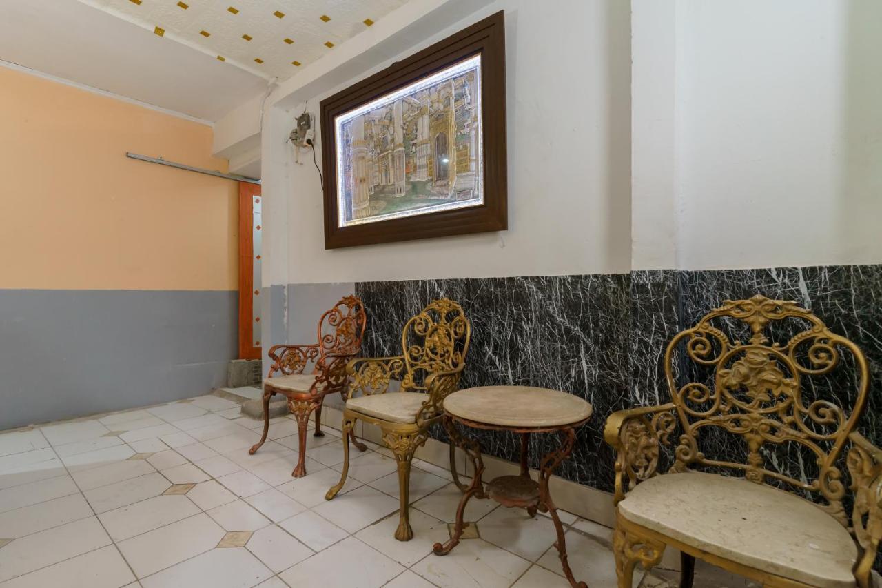 Reddoorz Syariah Near Universitas Borobudur Jakarta Buitenkant foto